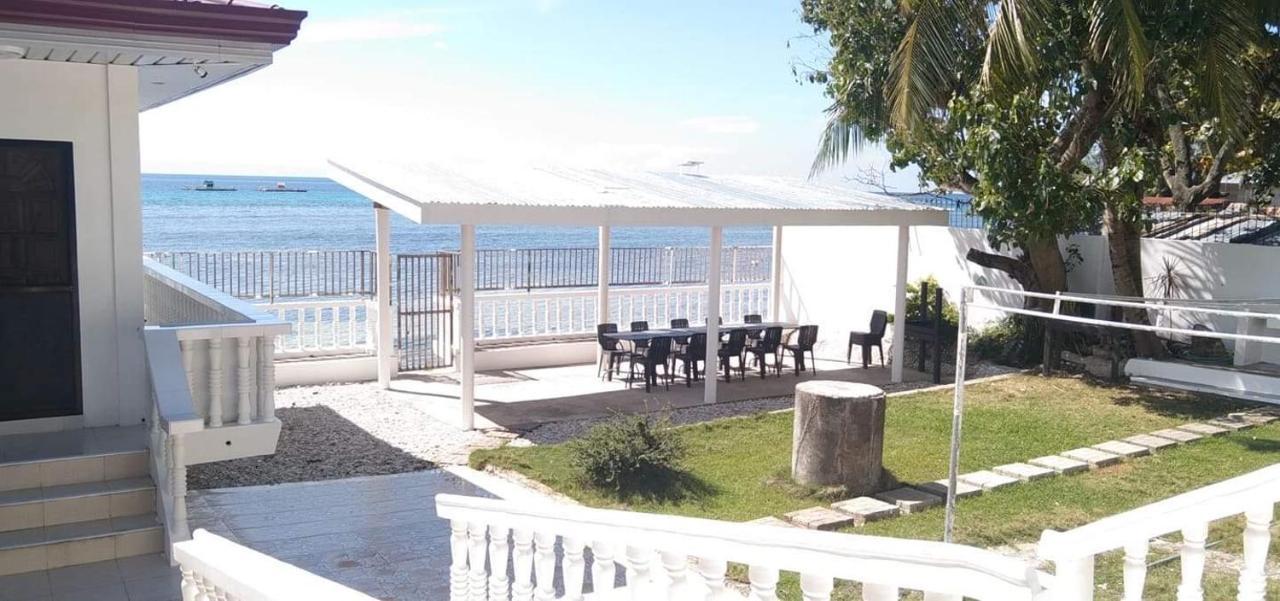 Luna Oslob Travellers Inn - Beach Front Luaran gambar