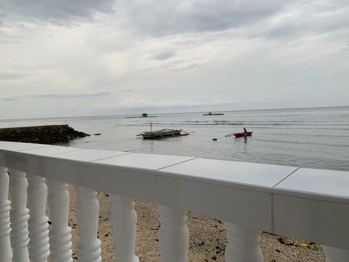 Luna Oslob Travellers Inn - Beach Front Luaran gambar